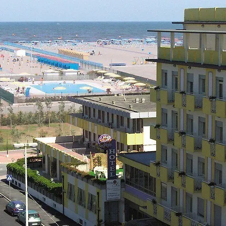 호텔 솔레 소토마리나